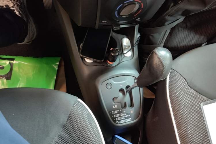 Used BYD F0 2015 1.0L AMT XuanKu Model Gear Lever