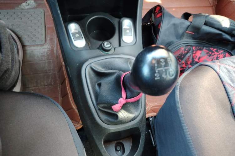 Used BYD F0 2015 1.0L XuanKu Model Gear Lever