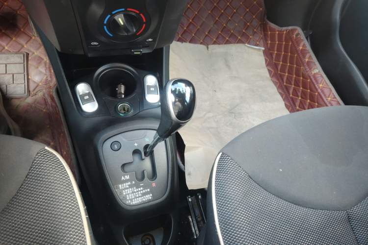 Used BYD F0 2015 1.0L AMT XuanKu Model Gear Lever