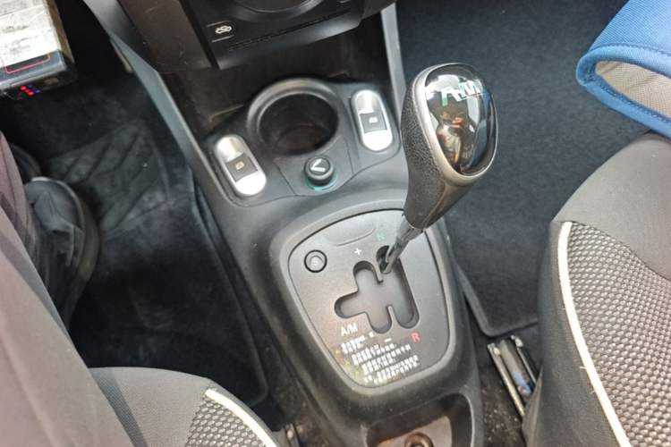 Used BYD F0 2015 1.0L AMT XuanKu Model Gear Lever