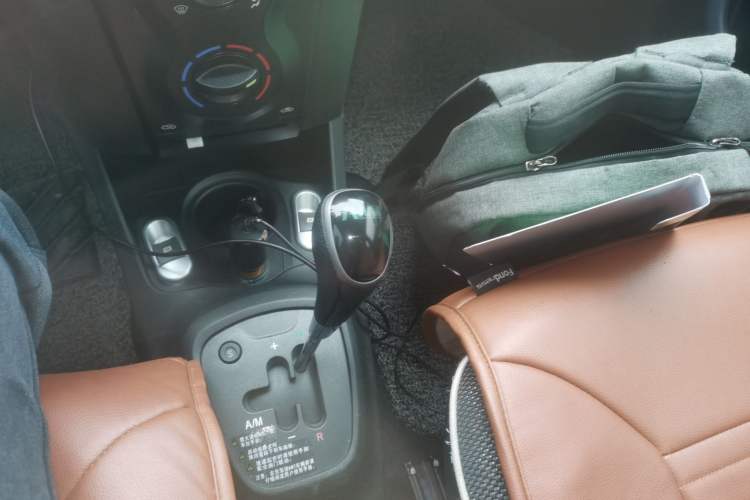 Used BYD F0 2015 1.0L AMT XuanKu Model Gear Lever