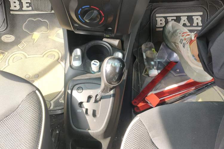 Used BYD F0 2015 1.0L AMT XuanKu Model Gear Lever