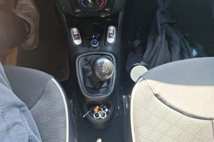 Used BYD F0 2015 1.0L Joyful Model Gear Lever