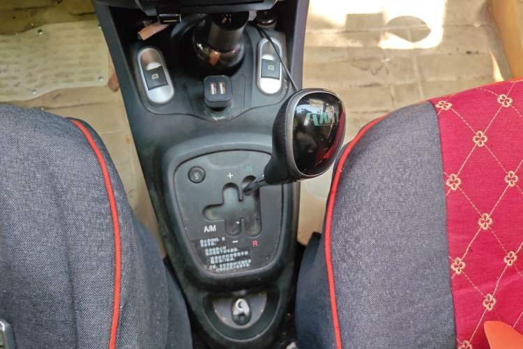 Used BYD F0 2015 1.0L AMT XuanKu Model Gear Lever