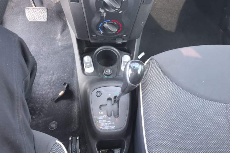 Used BYD F0 2015 1.0L AMT XuanKu Model Gear Lever