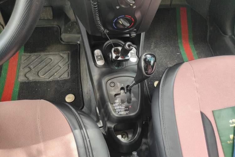 Used BYD F0 2015 1.0L AMT XuanKu Model Gear Lever