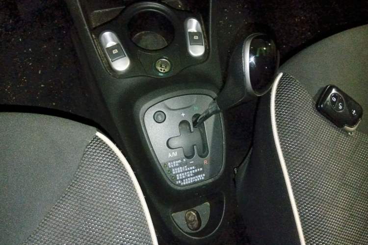 Used BYD F0 2015 1.0L AMT XuanKu Model Gear Lever