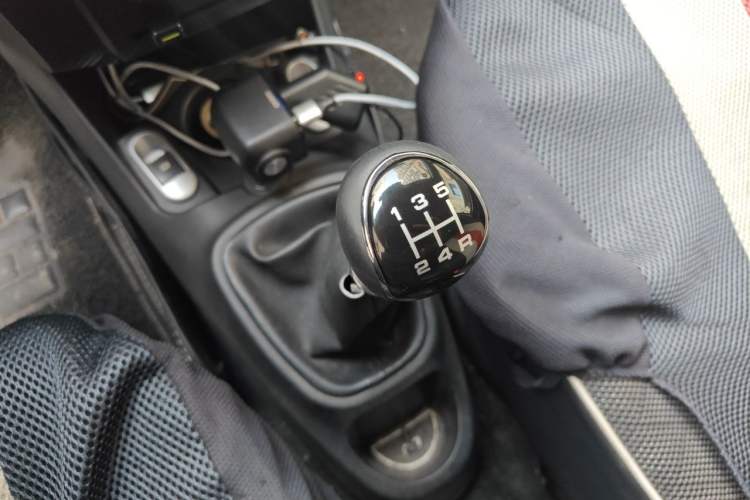 Used BYD F0 2015 1.0L XuanKu Model Gear Lever