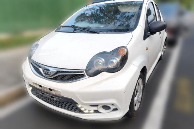 Ojetý BYD F0 2015 1.0L AMT XuanKu Model