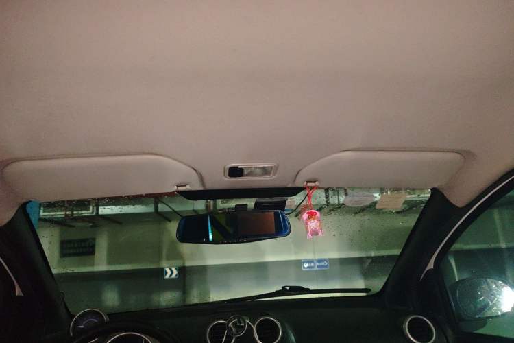 Used BYD F0 2015 1.0L AMT XuanKu Model Headliner