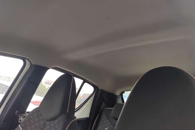 Used BYD F0 2015 1.0L AMT XuanKu Model Headliner