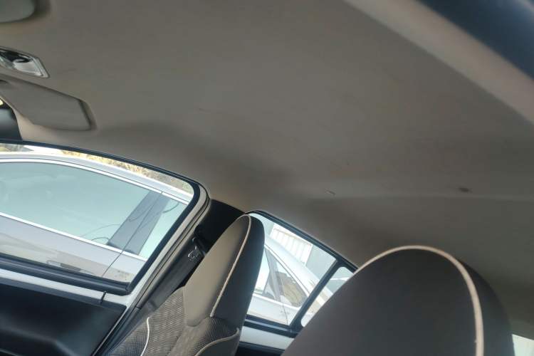 Used BYD F0 2015 1.0L AMT XuanKu Model Headliner