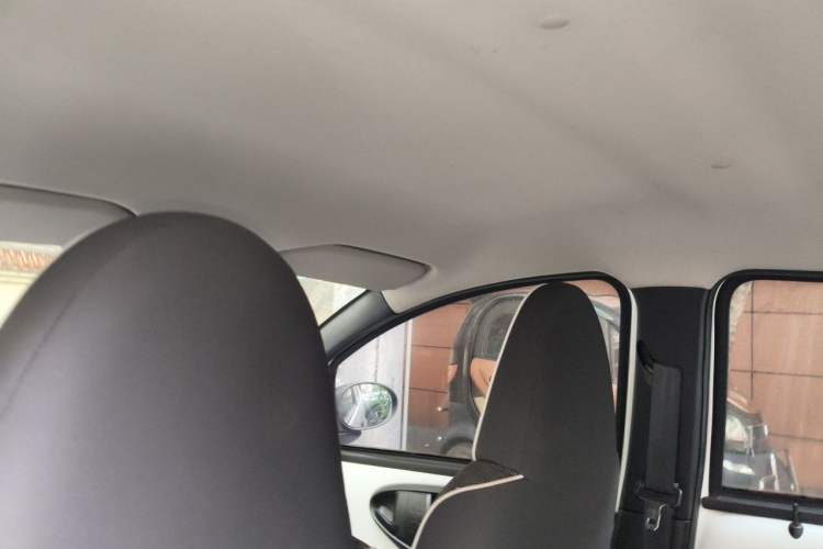 Used BYD F0 2015 1.0L AMT XuanKu Model Headliner