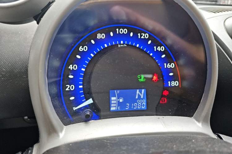Used BYD F0 2015 1.0L AMT XuanKu Model Instrument Cluster