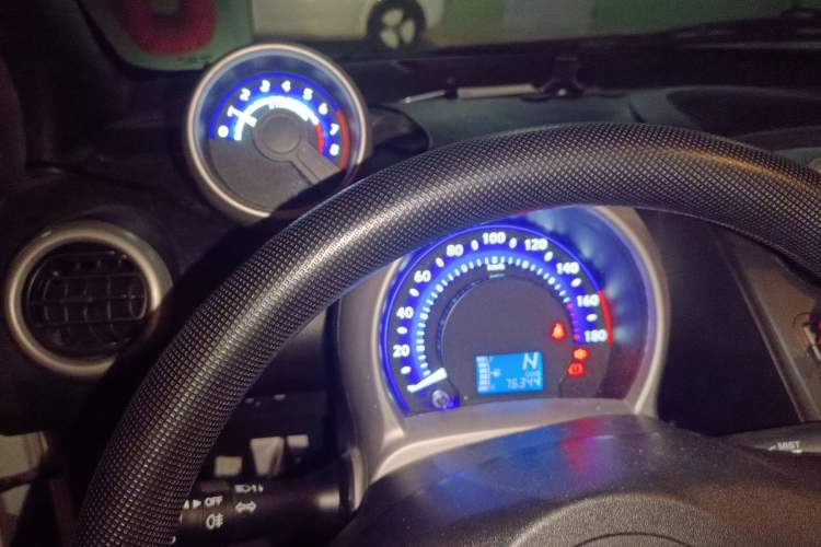 Used BYD F0 2015 1.0L AMT XuanKu Model Instrument Cluster