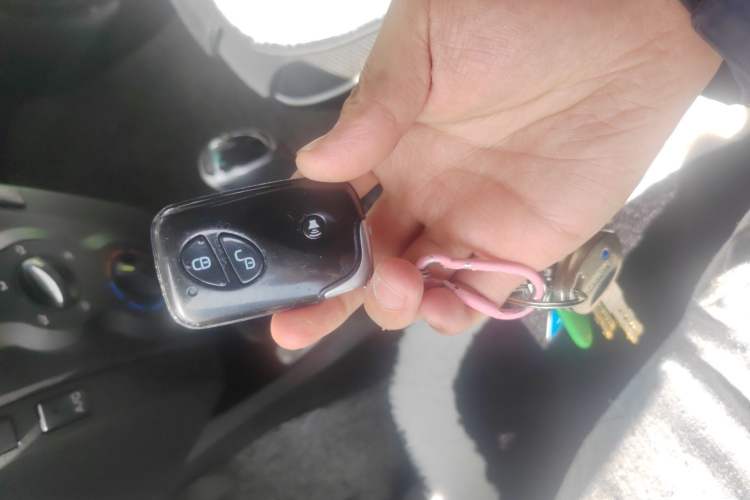 Used BYD F0 2015 1.0L AMT XuanKu Model Interior 1