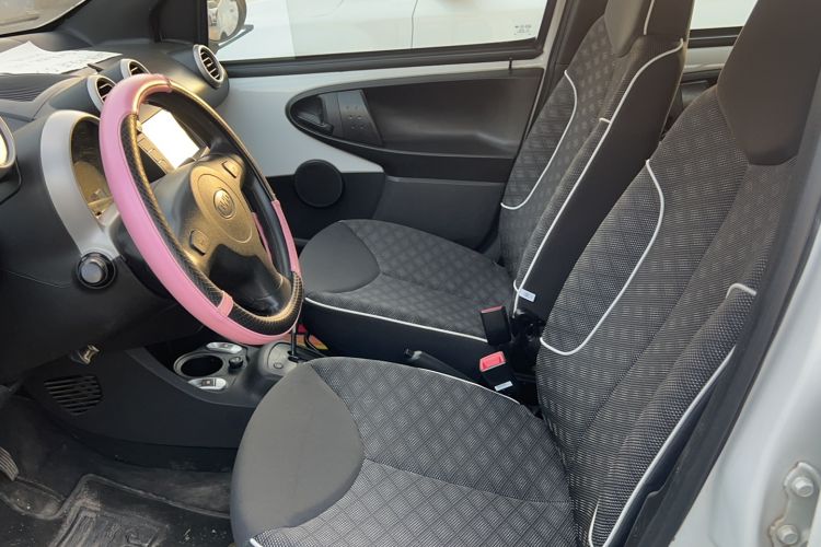 Used BYD F0 2015 1.0L AMT XuanKu Model Interior 1