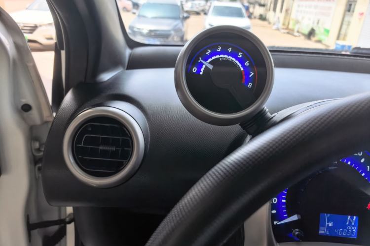 Used BYD F0 2015 1.0L AMT XuanKu Model Interior 2