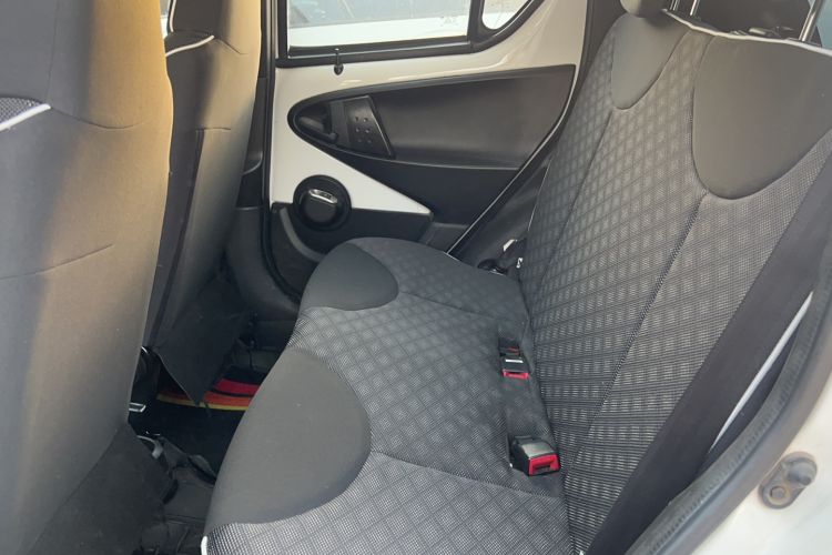 Used BYD F0 2015 1.0L AMT XuanKu Model Interior 2