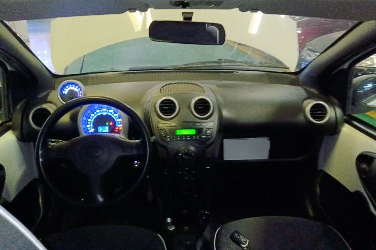 Used BYD F0 2015 1.0L AMT XuanKu Model Interior 2