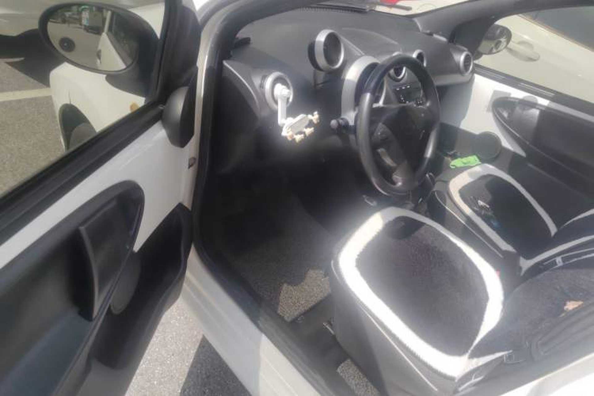 Used BYD F0 2015 1.0L AMT XuanKu Model Interior 3