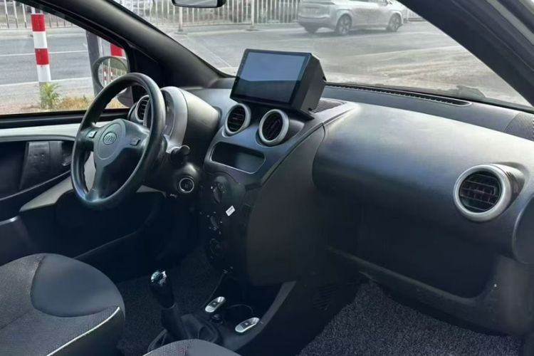 Used BYD F0 2015 1.0L Joyful Model Interior 3