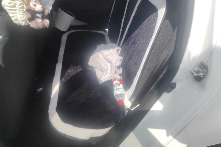 Used BYD F0 2015 1.0L AMT XuanKu Model Interior 4