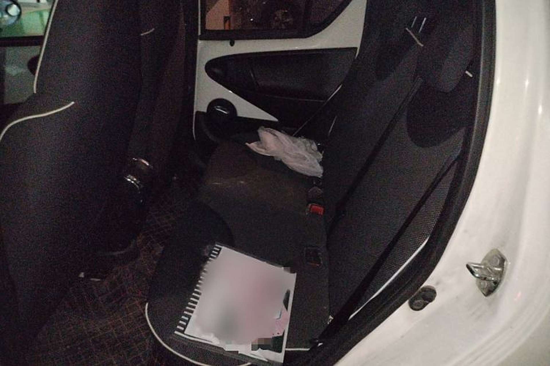 Used BYD F0 2015 1.0L XuanKu Model Interior 4