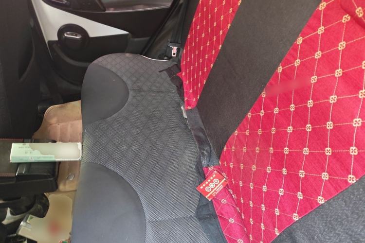 Used BYD F0 2015 1.0L AMT XuanKu Model Interior 4