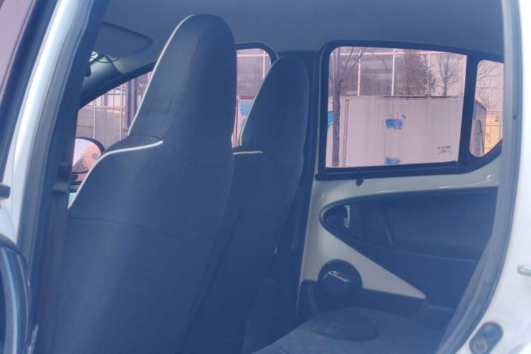Used BYD F0 2015 1.0L AMT XuanKu Model Interior 5