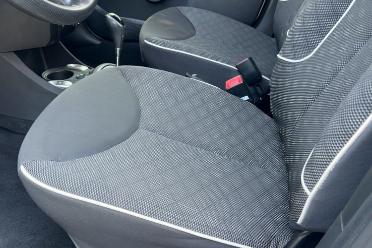 Used BYD F0 2015 1.0L AMT XuanKu Model Interior 6