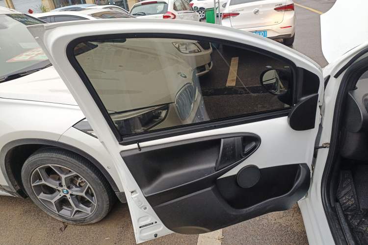 Used BYD F0 2015 1.0L AMT XuanKu Model Left Front Door Interior