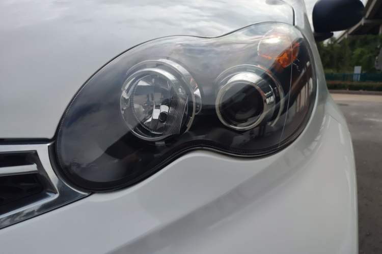 Used BYD F0 2015 1.0L AMT XuanKu Model Left Front Headlight