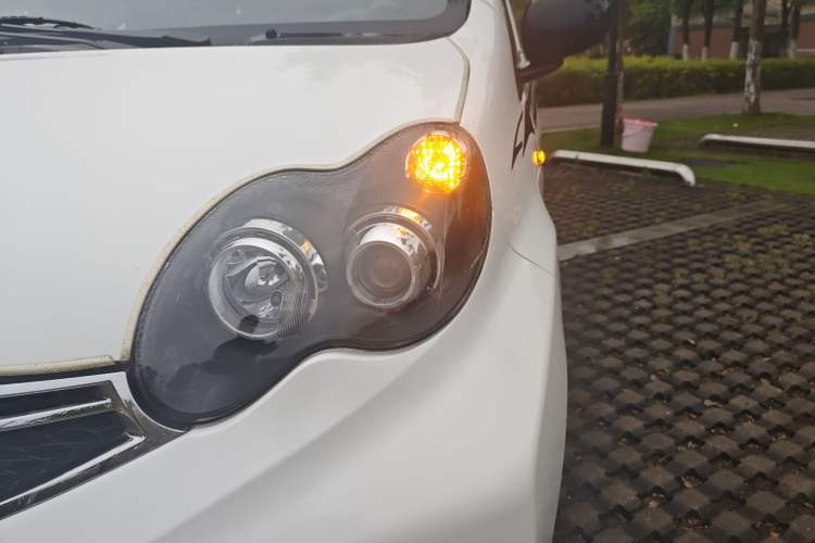 Used BYD F0 2015 1.0L AMT XuanKu Model Left Front Headlight