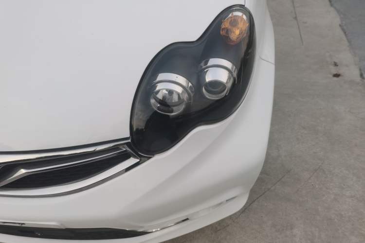 Used BYD F0 2015 1.0L AMT XuanKu Model Left Front Headlight