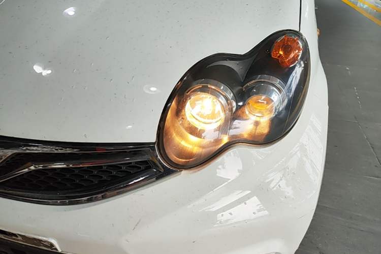 Used BYD F0 2015 1.0L AMT XuanKu Model Left Front Headlight