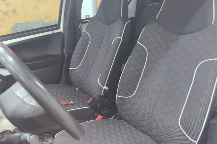 Used BYD F0 2015 1.0L AMT XuanKu Model Left Front Seat