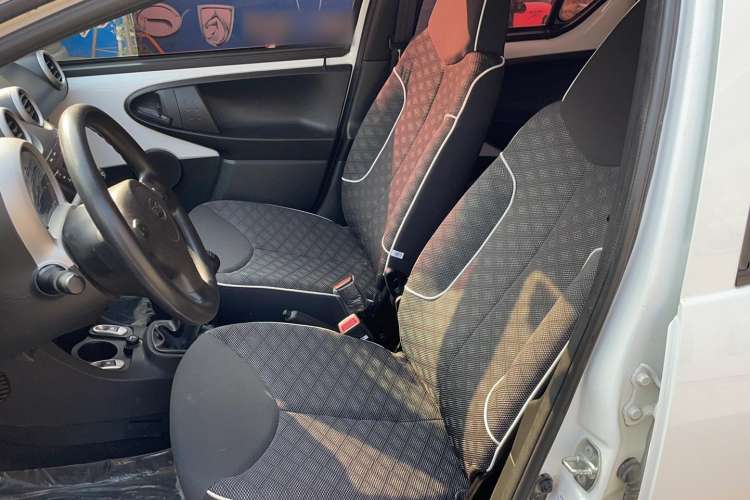 Used BYD F0 2015 1.0L XuanKu Model Left Front Seat