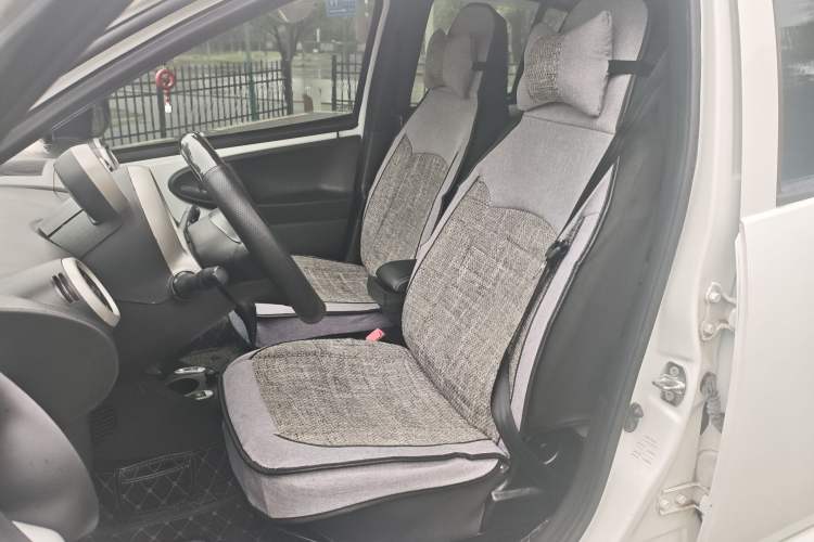 Used BYD F0 2015 1.0L AMT XuanKu Model Left Front Seat