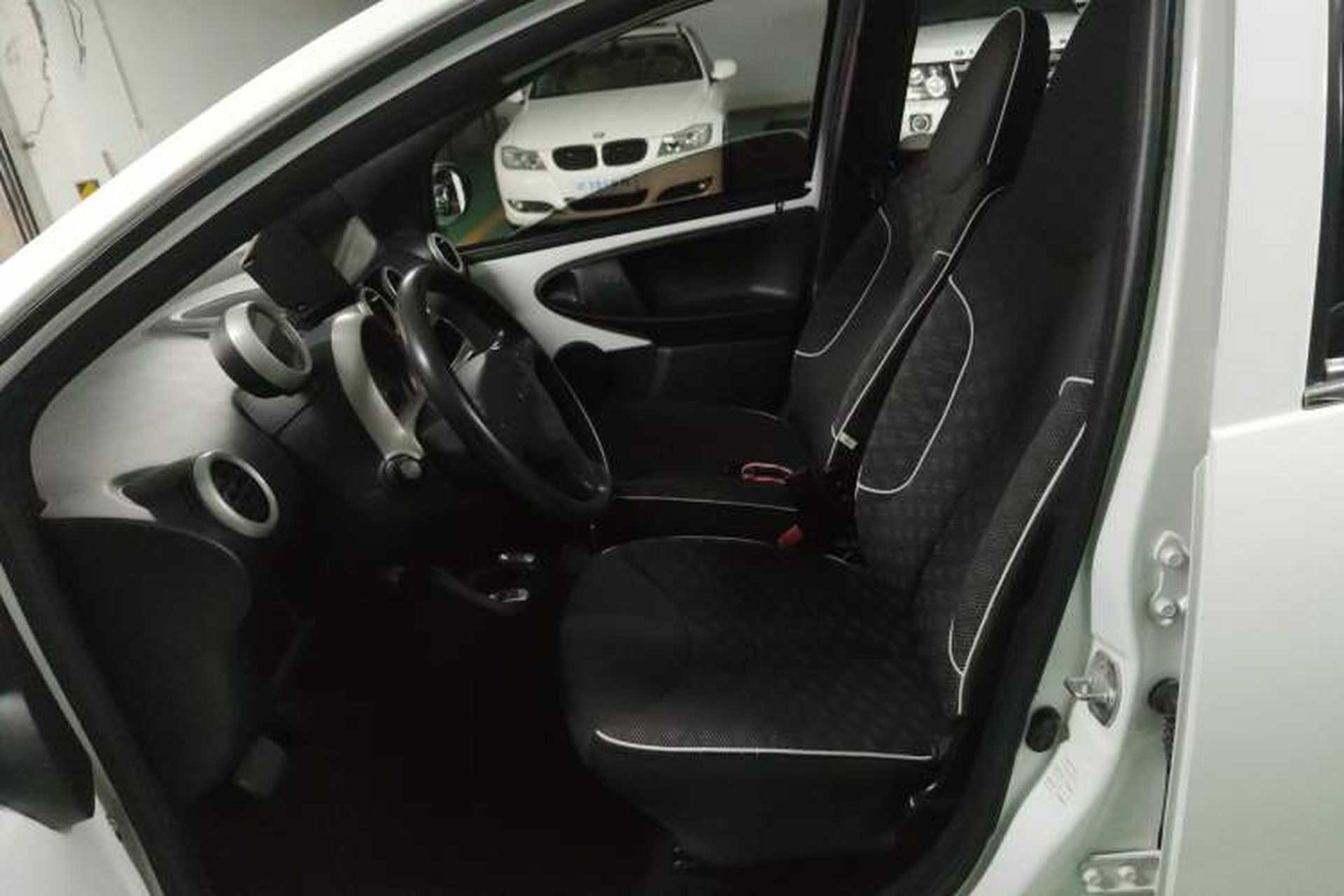 Used BYD F0 2015 1.0L AMT XuanKu Model Left Front Seat