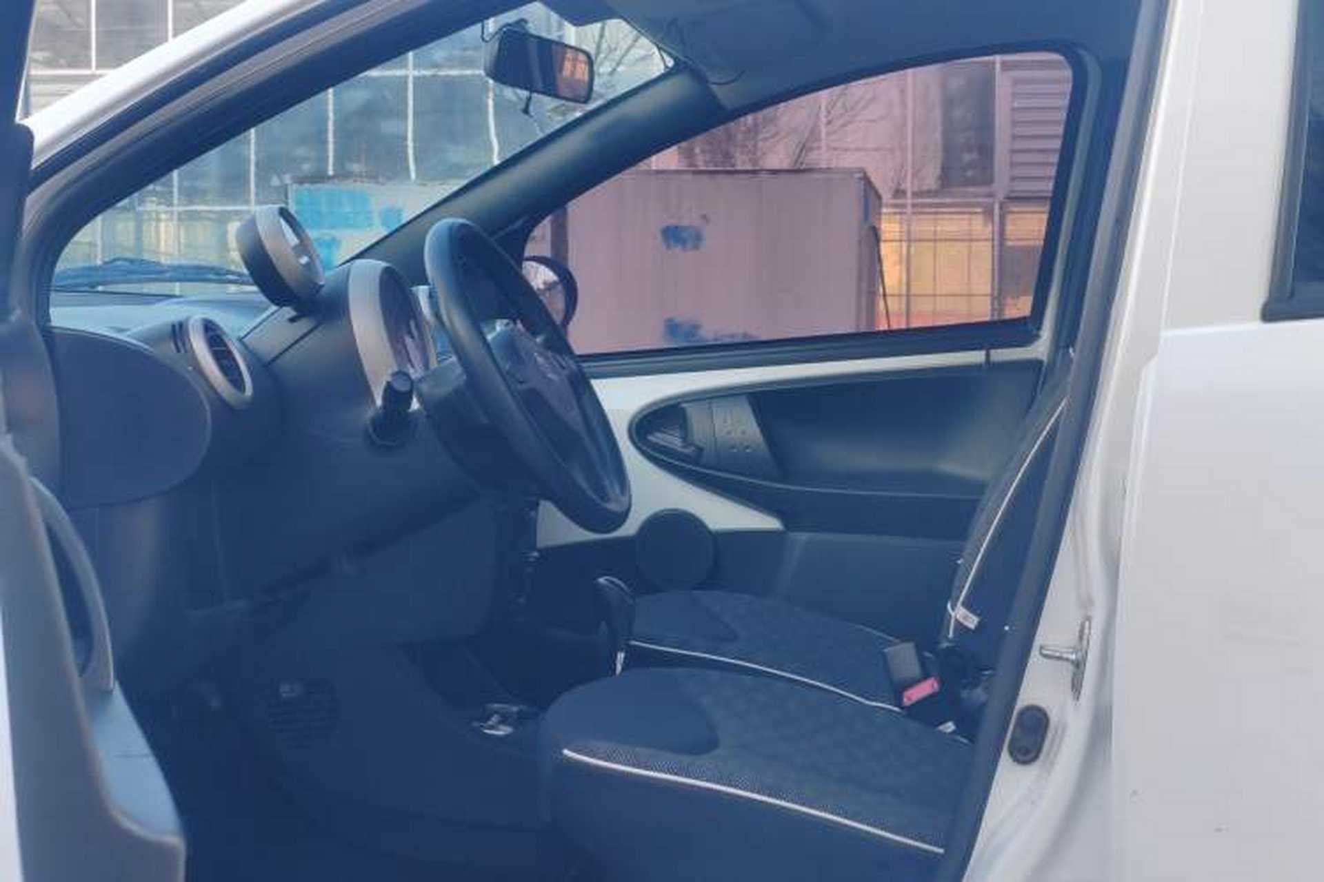 Used BYD F0 2015 1.0L AMT XuanKu Model Left Front Seat