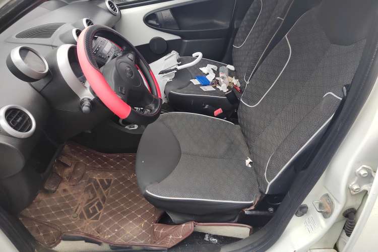 Used BYD F0 2015 1.0L AMT XuanKu Model Left Front Seat
