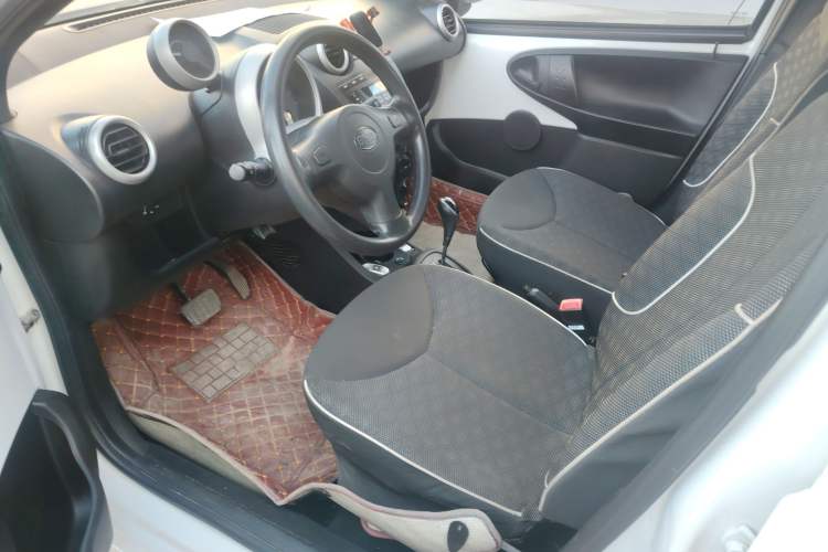 Used BYD F0 2015 1.0L AMT XuanKu Model Left Front Seat