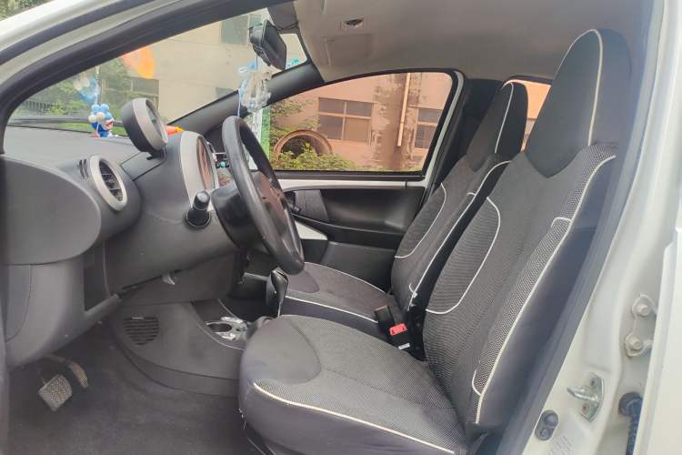 Used BYD F0 2015 1.0L AMT XuanKu Model Left Front Seat