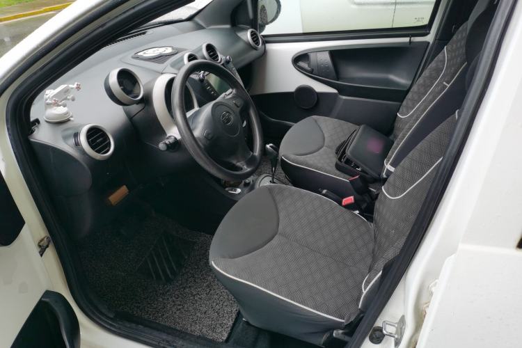 Used BYD F0 2015 1.0L AMT XuanKu Model Left Front Seat