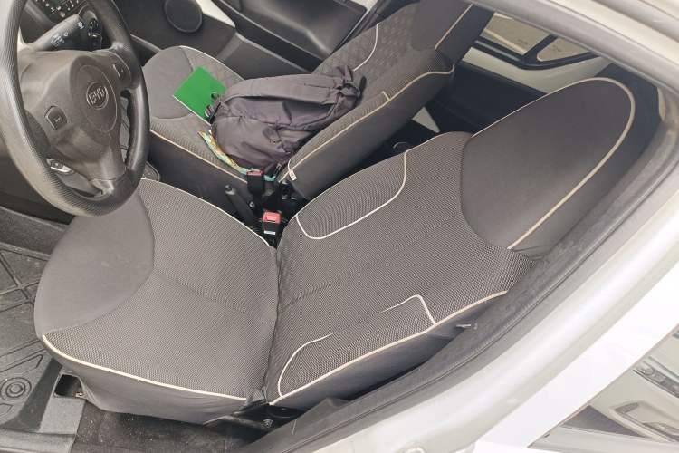 Used BYD F0 2015 1.0L AMT XuanKu Model Left Front Seat
