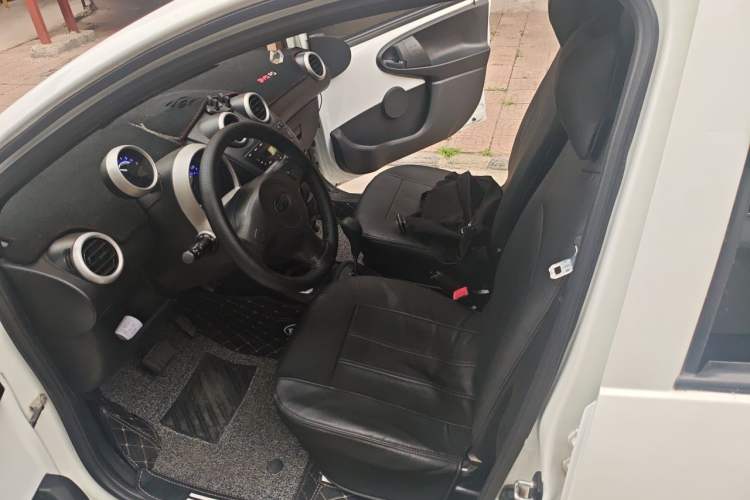 Used BYD F0 2015 1.0L AMT XuanKu Model Left Front Seat