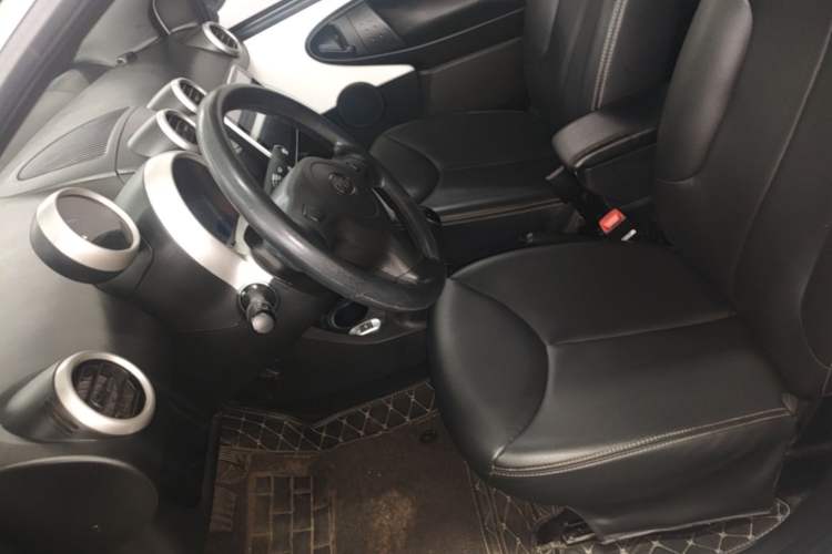 Used BYD F0 2015 1.0L AMT XuanKu Model Left Front Seat