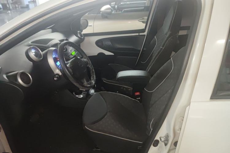 Used BYD F0 2015 1.0L AMT XuanKu Model Left Front Seat