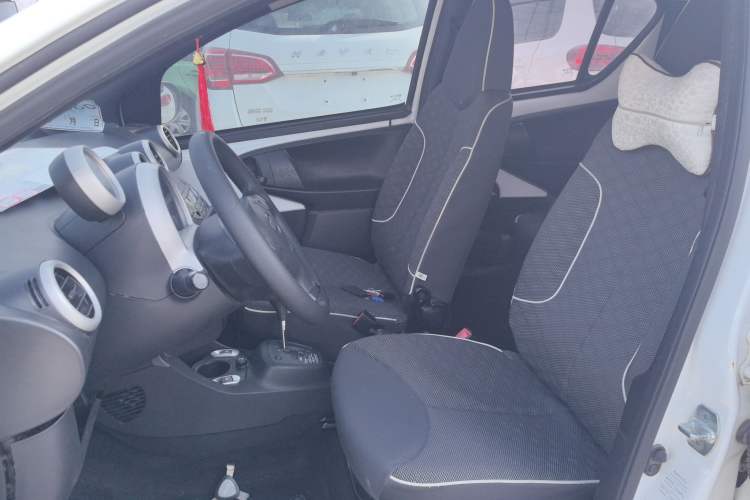 Used BYD F0 2015 1.0L AMT XuanKu Model Left Front Seat
